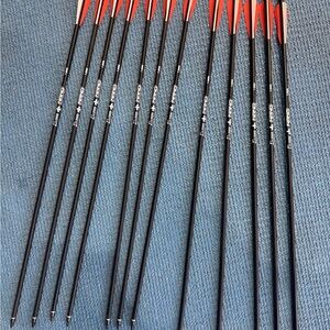 Carbon Express Arrows with Red and Black Fletching